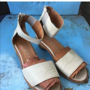 Jeffrey Campbell Ibizza Bone Leather Sandals 9M